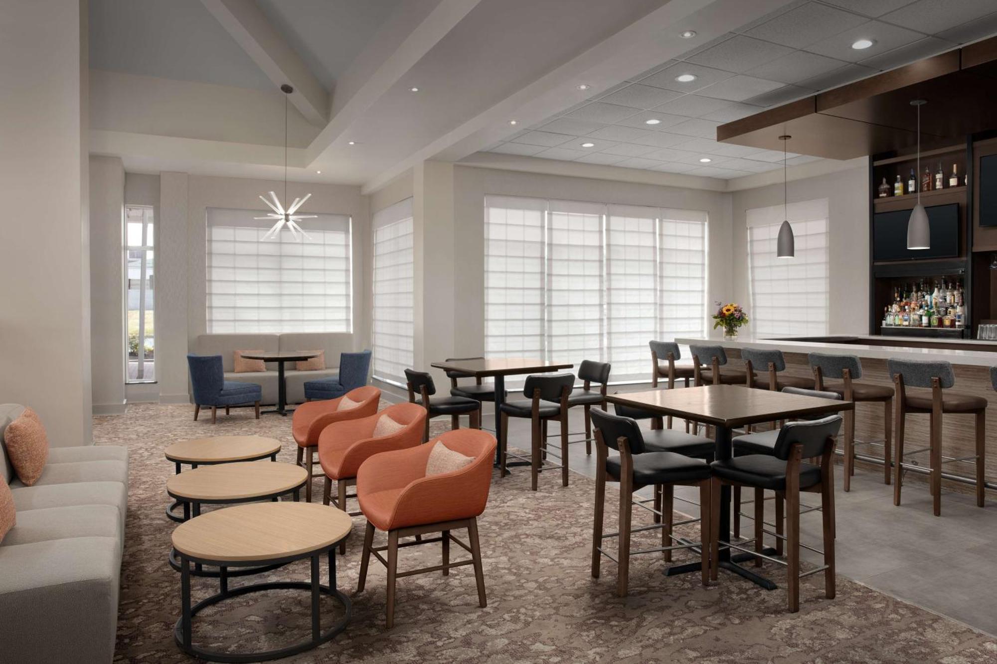 Hilton Garden Inn Philadelphia-Fort Washington Bagian luar foto